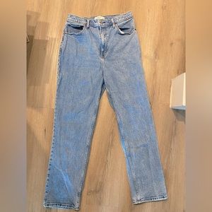 A&F 'Curve Love' Ultra High Rise 90s Straight Jean